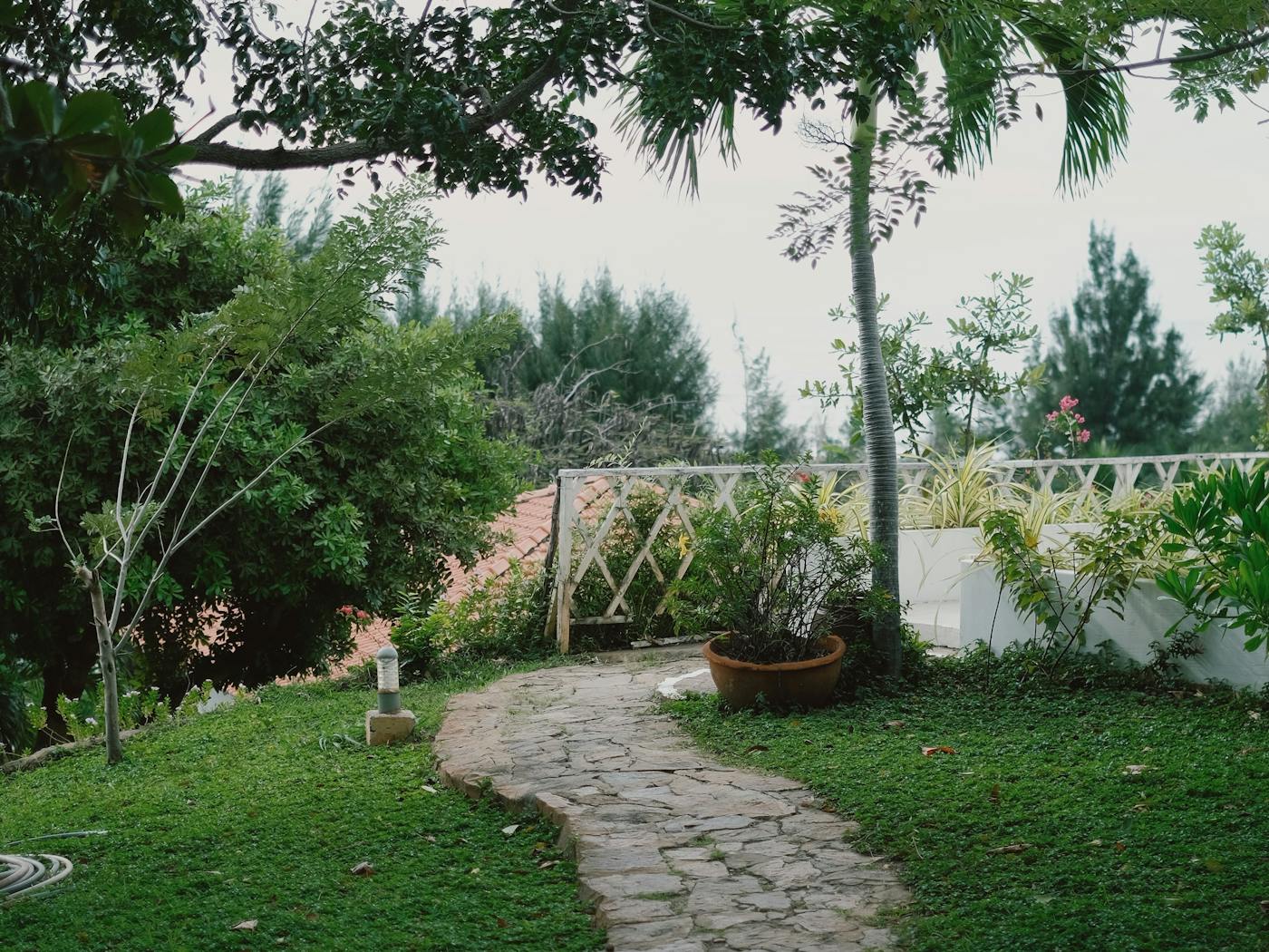 Concrete paver patio installation with sharp polymeric-sand joints in a Buckeye back yard.